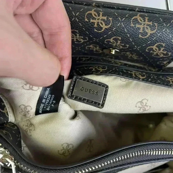 GUESS Signature Pattern Tote Bag with Chain Detail - Picture 7 of 7